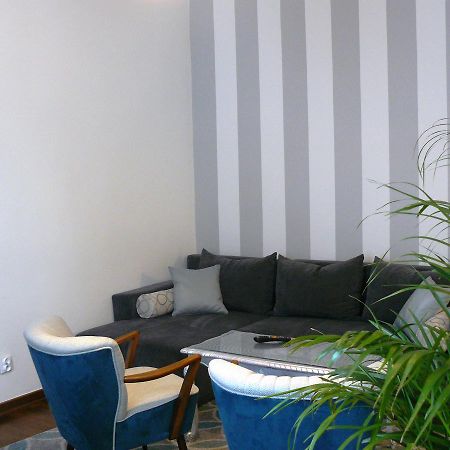 Ferienwohnung Apartament Chmielna Warschau Exterior foto
