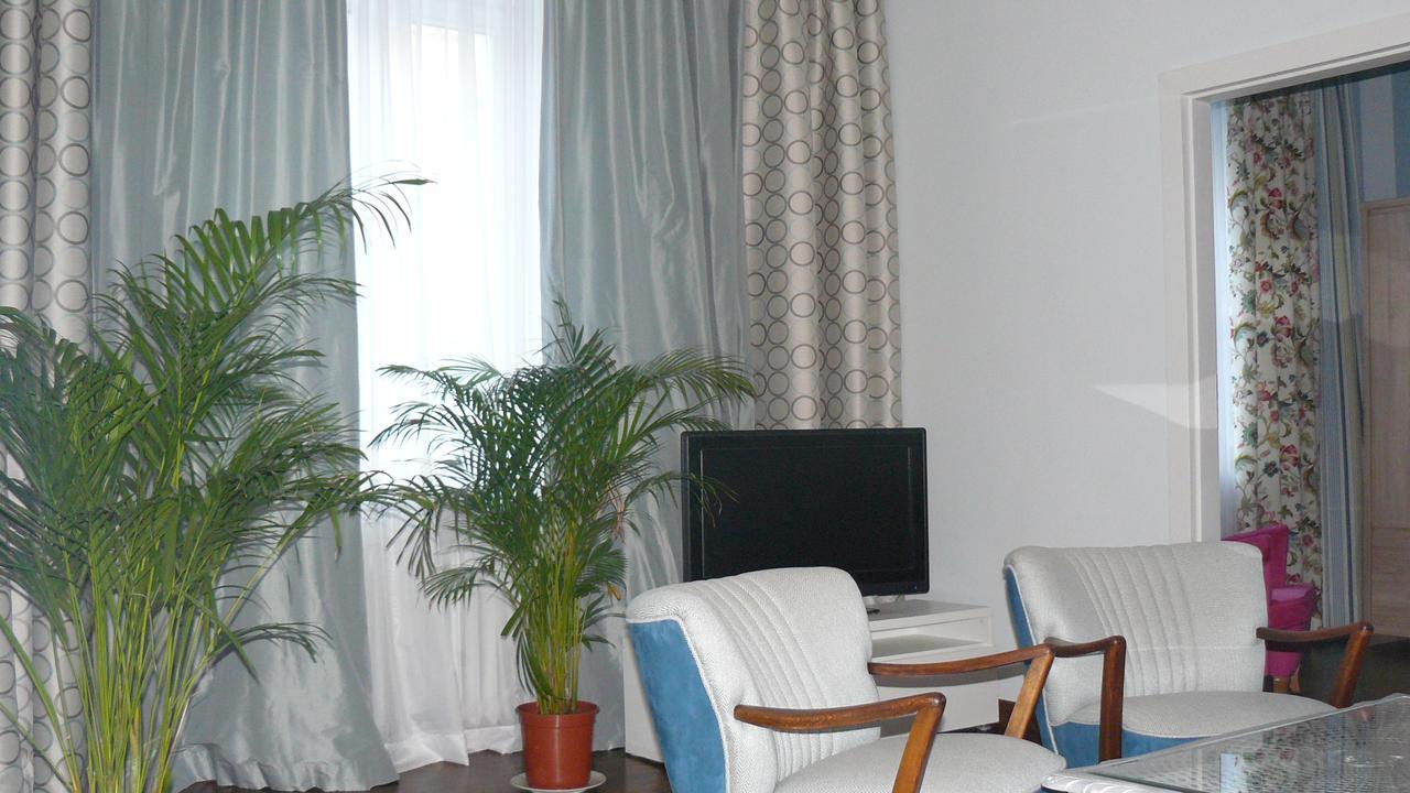 Ferienwohnung Apartament Chmielna Warschau Exterior foto