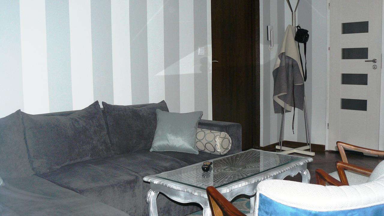 Ferienwohnung Apartament Chmielna Warschau Exterior foto